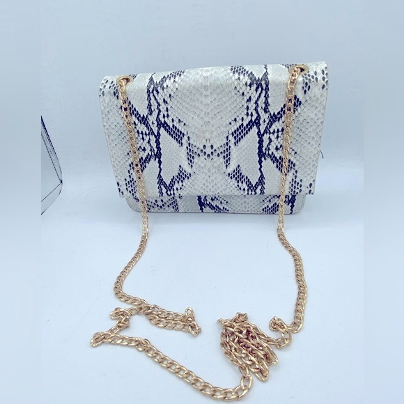 Street Level Faux Python Shoulder Bag Tan/Gray/ Black  Vegan Friendly EUC - Picture 8 of 8